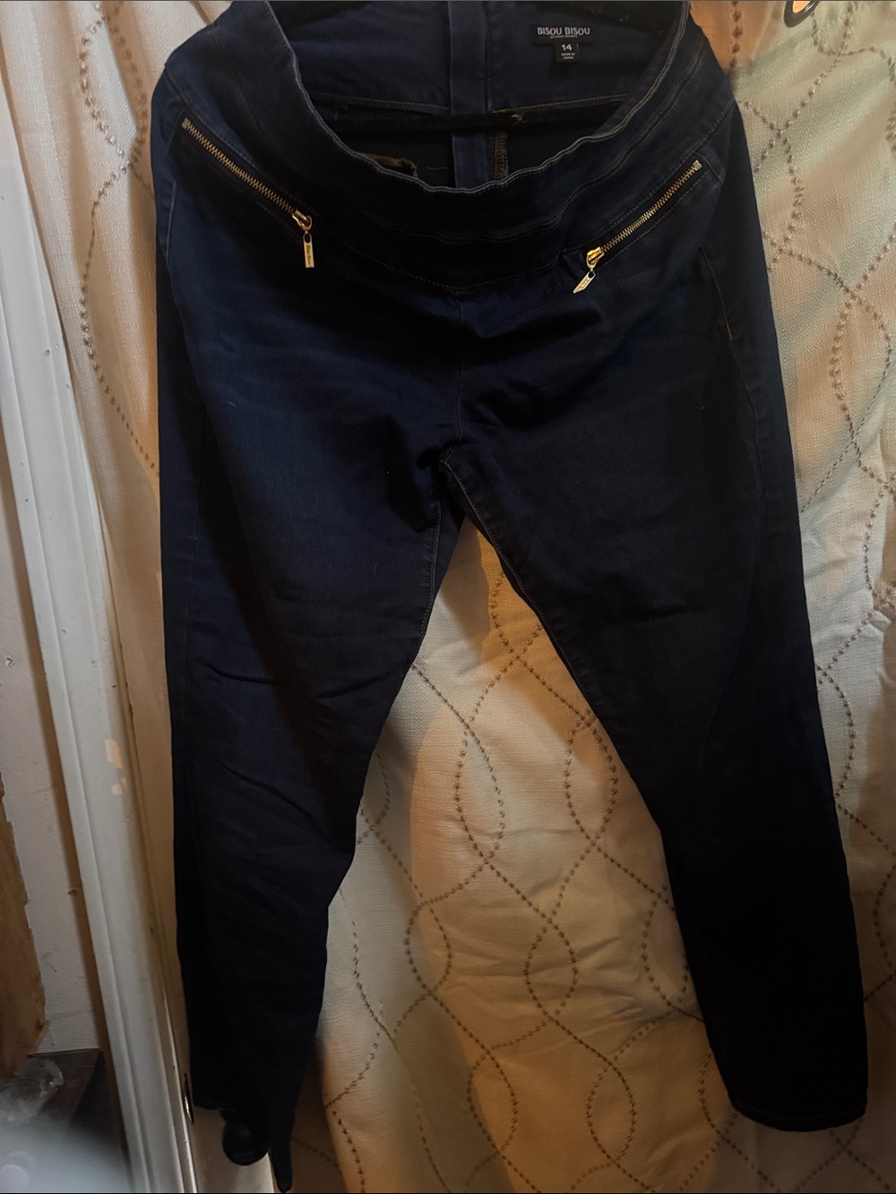 Bisou Bisou Black Skinny Jeans with Gold Zippers